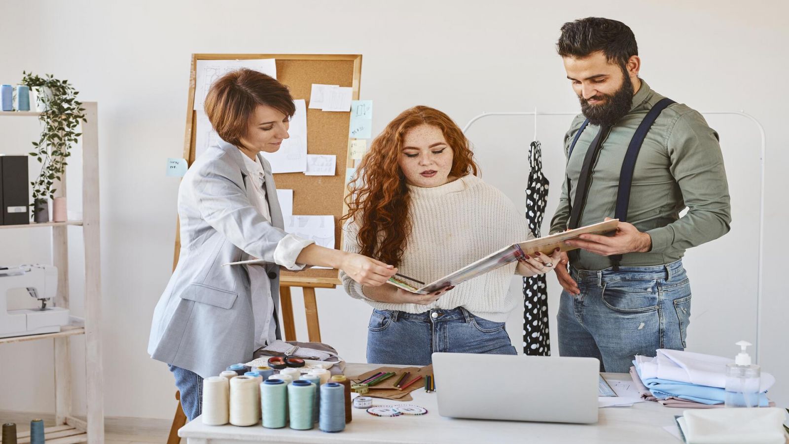 Enhancing apparel supply chain management through team collaboration, design planning, and streamlined production processes.